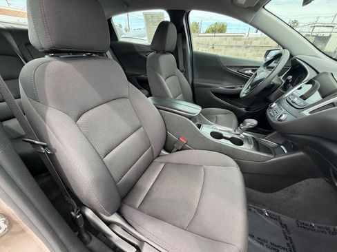 Used 2023 Chevrolet Malibu LT FWD image 37