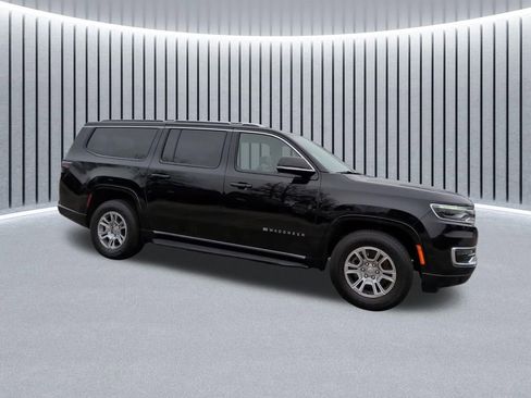 Used 2026 Jeep Grand Wagoneer Limited image 2