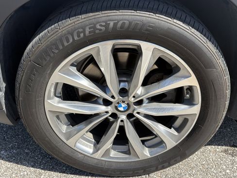 Used 2018 BMW X3 xDrive30i AWD/4WD image 12