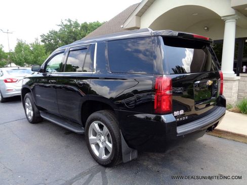 Used 2017 Chevrolet Tahoe LT AWD/4WD image 4