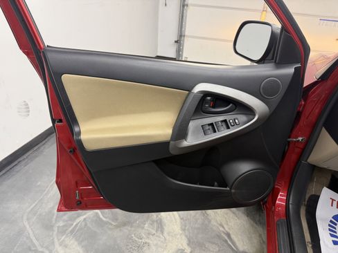 Used 2010 Toyota RAV4 4WD image 10