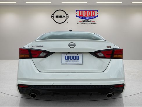 Certified 2026 Nissan Altima 2.5 SR FWD image 3