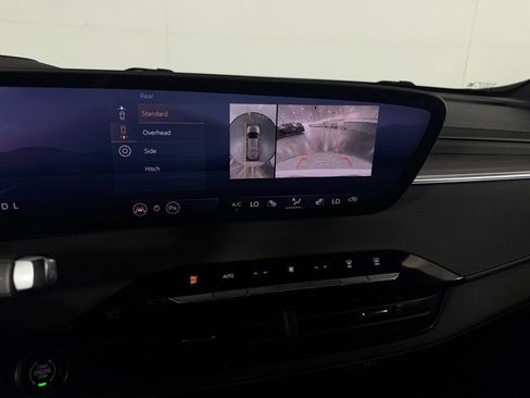 Used 2026 Buick Enclave Preferred FWD image 23