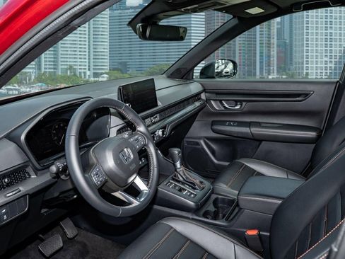 Certified 2025 Honda CR-V Sport-L image 17