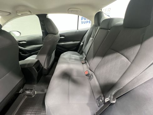 Used 2020 Toyota Corolla LE image 21