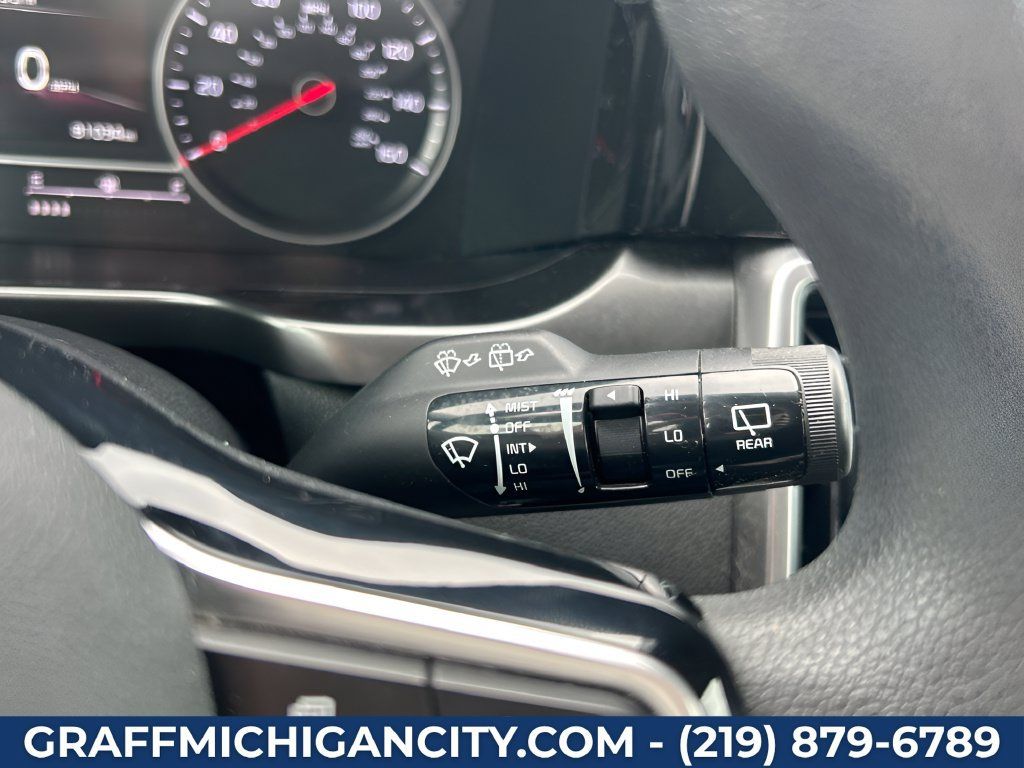 Used 2022 Kia Sorento LX FWD image 31