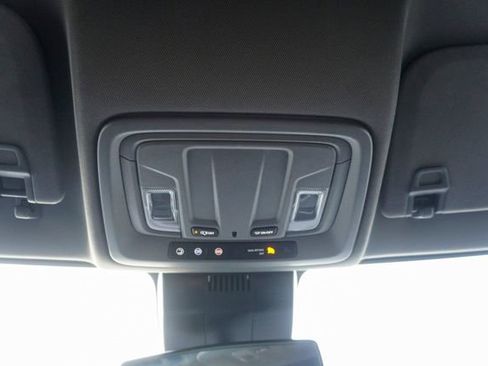 Used 2024 GMC Sierra 1500 SLE image 24