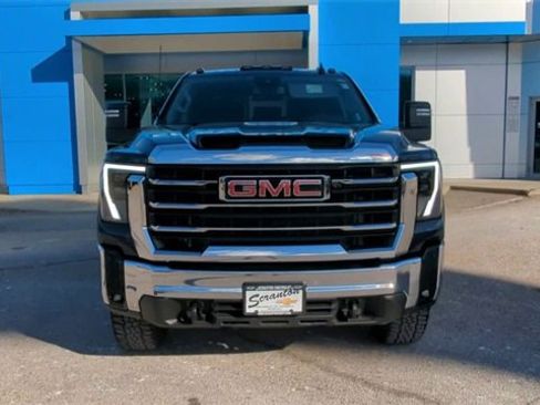 Certified 2024 GMC Sierra 2500 SLE w/ SLE Value Package; image 3