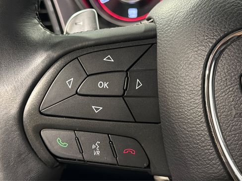 Used 2015 Dodge Challenger R/T Scat Pack RWD image 24