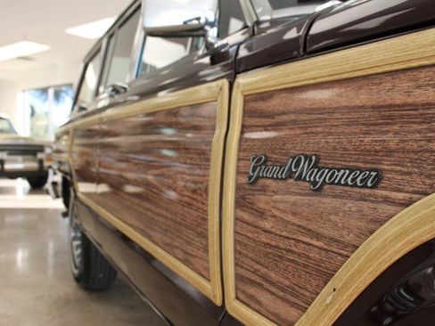 Used 1989 Jeep Grand Wagoneer image 45
