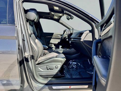 Used 2023 Audi SQ5 Premium Plus w/ Premium Plus Package image 47