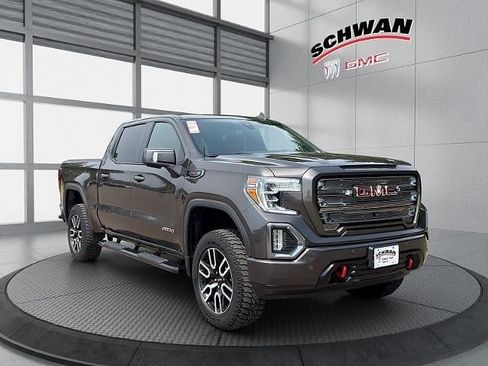 Used 2019 GMC Sierra 1500 AT4 w/ AT4 Premium Package AWD/4WD image 2