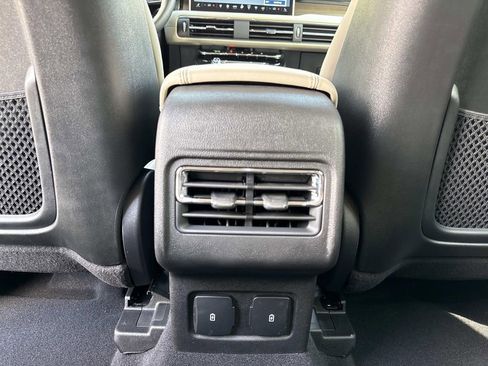 New 2026 Lincoln Corsair Reserve image 16