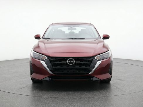 Used 2025 Nissan Sentra SV FWD image 2