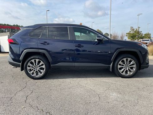 Used 2019 Toyota RAV4 XLE Premium w/ Advanced Technology Package image 9