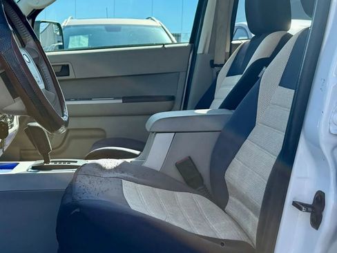 Used 2012 Ford Escape XLT image 11