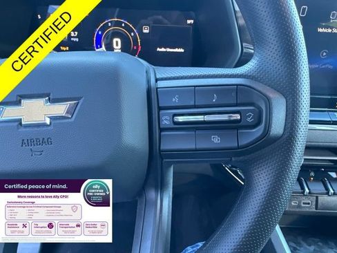Used 2026 Chevrolet Colorado W/T RWD image 14