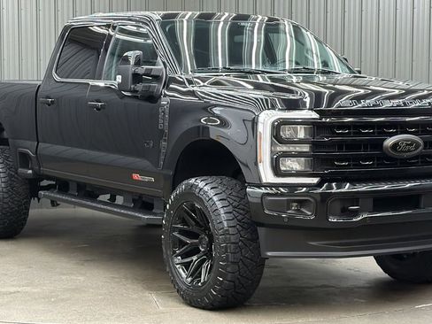 Used 2024 Ford F250 Lariat w/ Lariat Ultimate Package image 7