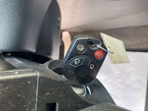 Used 2017 Ford Focus SE w/ Cold Weather Package image 38