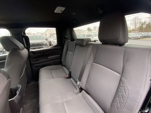 Certified 2025 Toyota Tacoma SR5 image 25