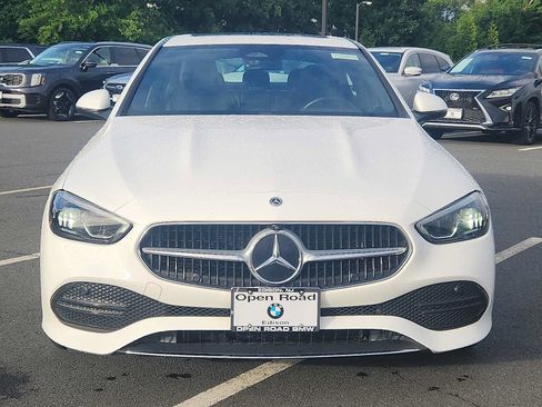 Used 2022 Mercedes-Benz C 300 4MATIC Sedan image 2