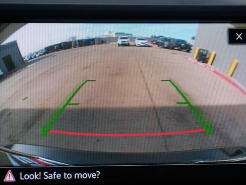 Used 2022 Volkswagen Taos SE image 18