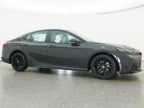 New 2026 Toyota Camry SE image 28