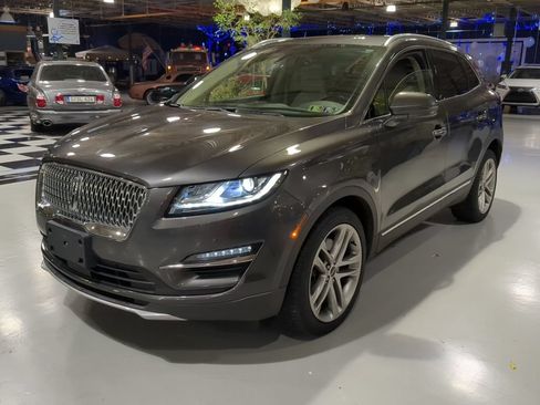Used 2019 Lincoln MKC Reserve w/ MKC Climate Package AWD/4WD image 1