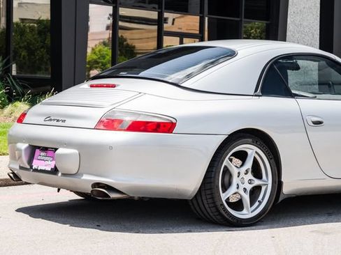 Used 2003 Porsche 911 Carrera RWD image 36