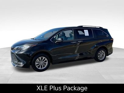 Used 2022 Toyota Sienna XLE w/ XLE Plus Package