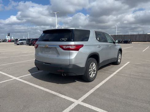Used 2018 Chevrolet Traverse LS w/ LPO, Floor Liner Package image 5