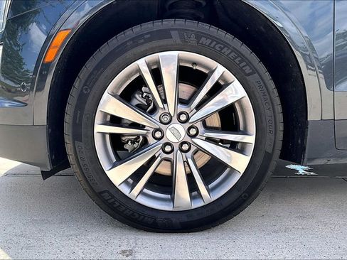 Used 2023 Cadillac XT5 Premium Luxury w/ Technology Package image 11