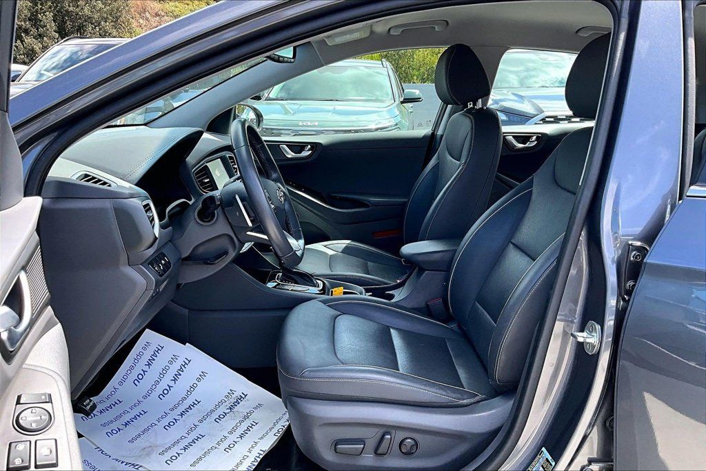 Used 2019 Hyundai Ioniq Limited FWD image 14