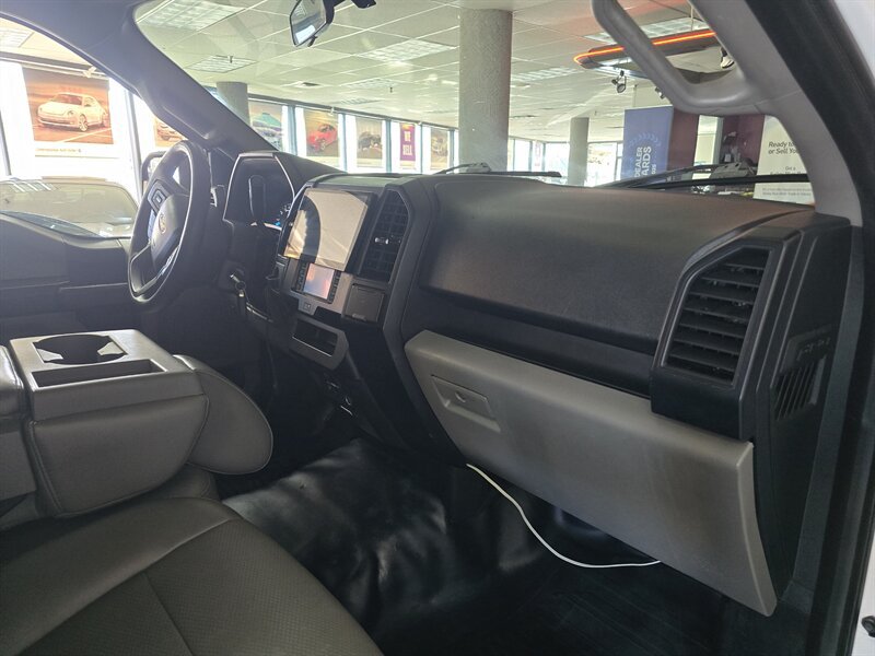 Used 2016 Ford F150 XL w/ Equipment Group 101A Mid RWD image 11