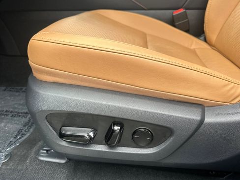 Used 2025 Lexus RX 350 image 14