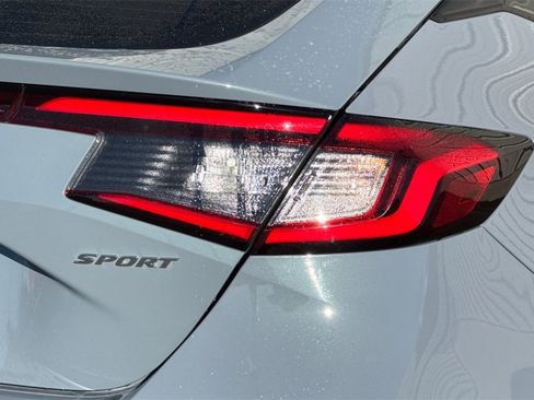 Used 2024 Honda Civic Sport image 28