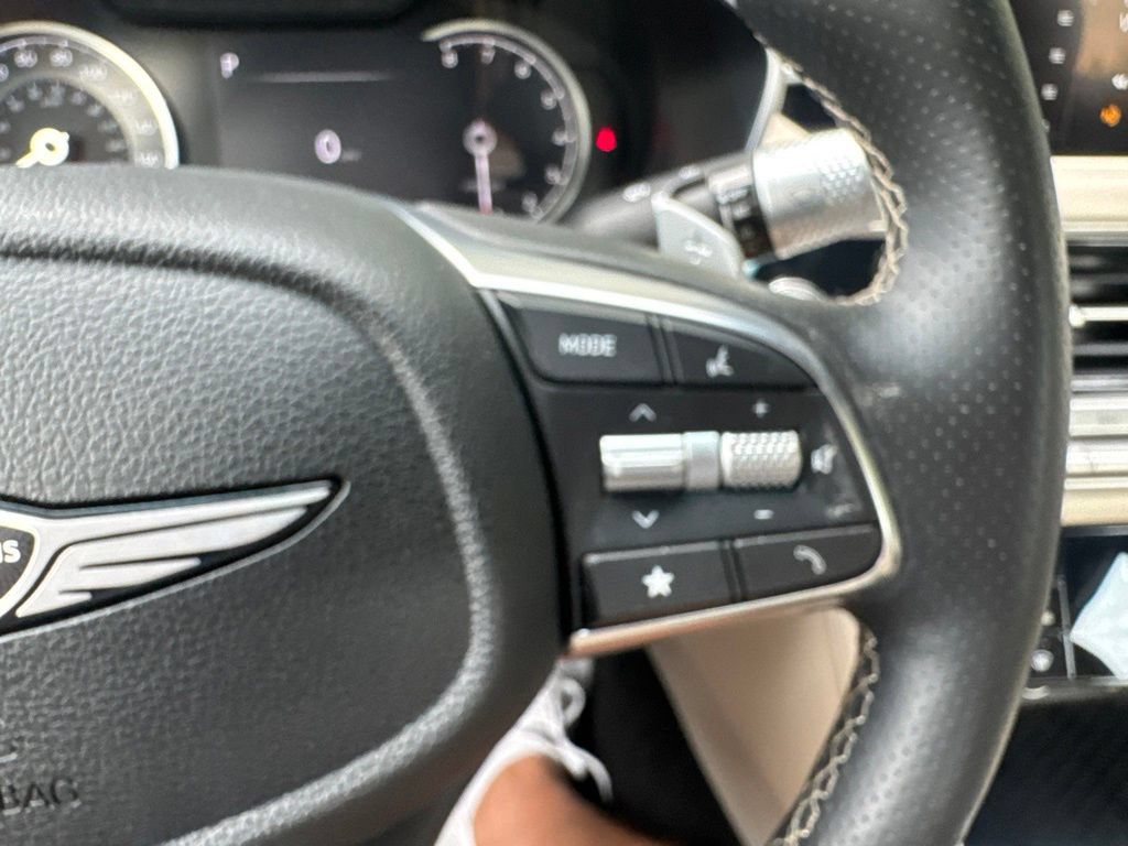 Used 2026 Genesis G70 2.5T RWD image 18