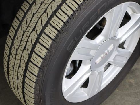 Used 2015 GMC Terrain SLE image 30