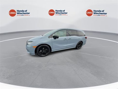 Certified 2023 Honda Odyssey Sport image 5
