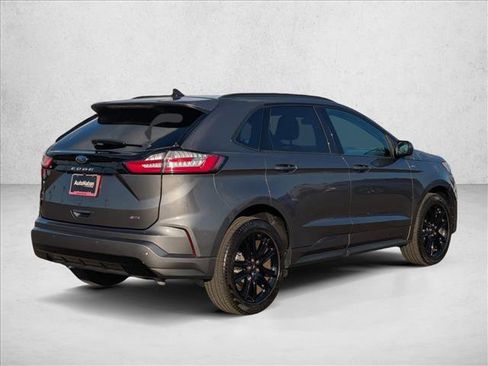 Certified 2023 Ford Edge ST-Line image 5