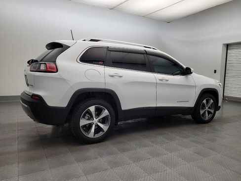 Used 2020 Jeep Cherokee Limited image 10