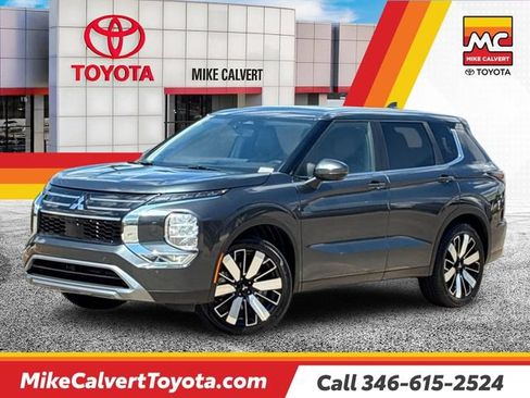 Used 2025 Mitsubishi Outlander SE AWD/4WD image 1