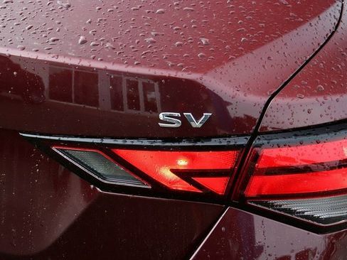 Used 2024 Nissan Sentra SV image 8