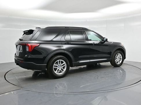 New 2025 Ford Explorer Active image 29