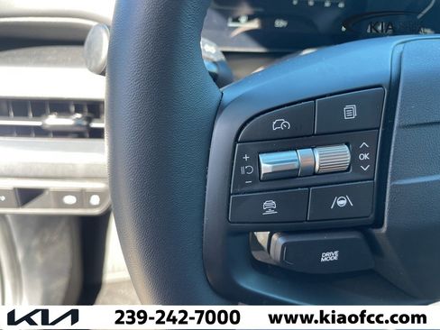 Certified 2025 Kia K4 EX image 18
