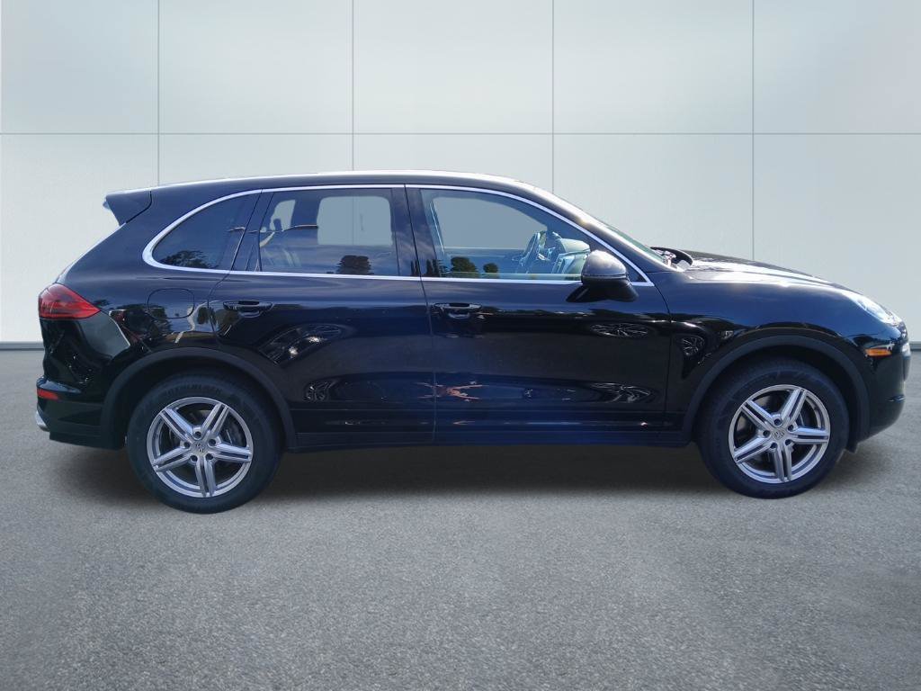 Used 2017 Porsche Cayenne AWD/4WD image 9