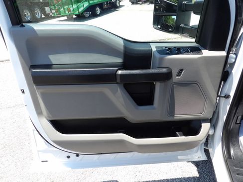 Used 2019 Ford F350 XL w/ Power Equipment Group RWD image 14