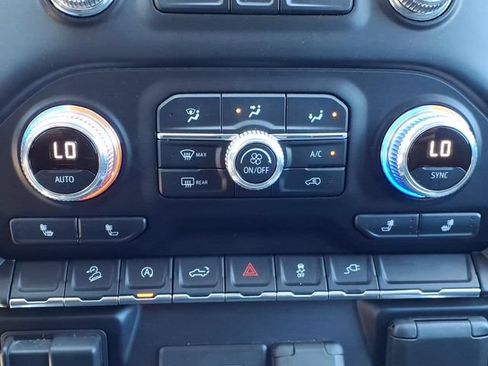 Used 2020 GMC Sierra 1500 Elevation AWD/4WD image 29