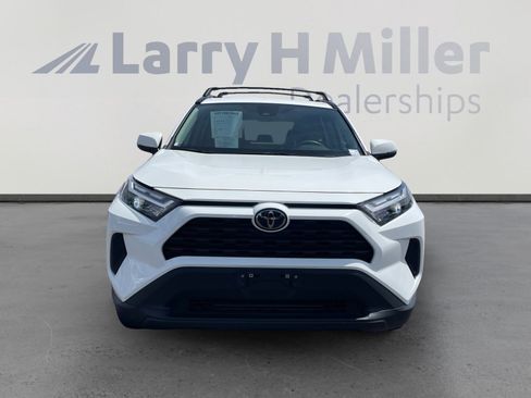 Used 2024 Toyota RAV4 XLE w/ Convenience Package FWD image 8