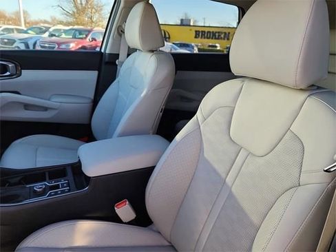 New 2026 Kia Sorento S w/ S Panoramic Sunroof Package image 13